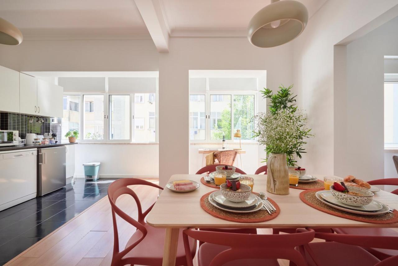 Sunset Balcony Apartment, By Timecooler Lisbon Exterior photo